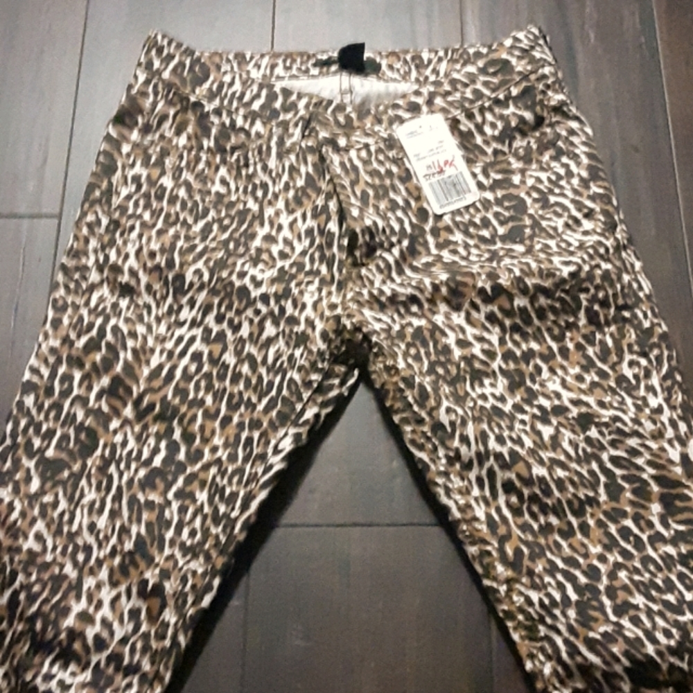 Skinny leopard print